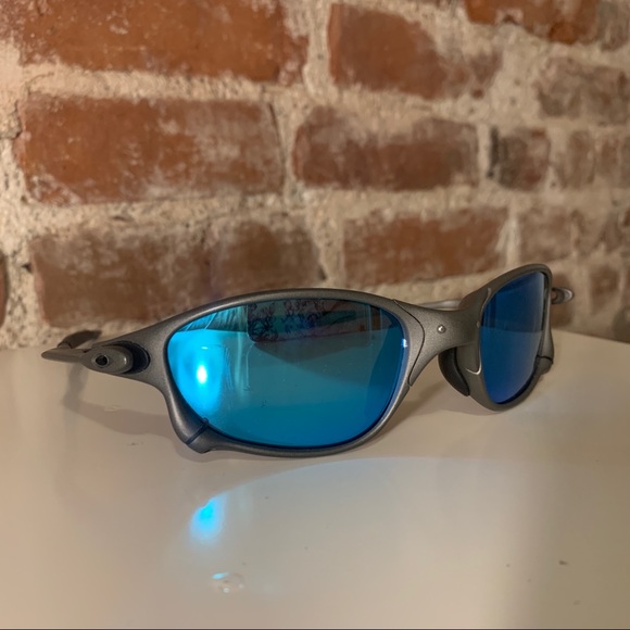 Oakley Juliet rep - Picture 1 of 8